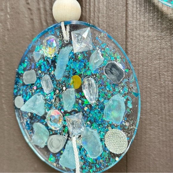 OOAK Assemblage Art Sculpture Hanging Resin Handmade Mosaic Indoor/Outdoor Decor - Picture 7 of 12